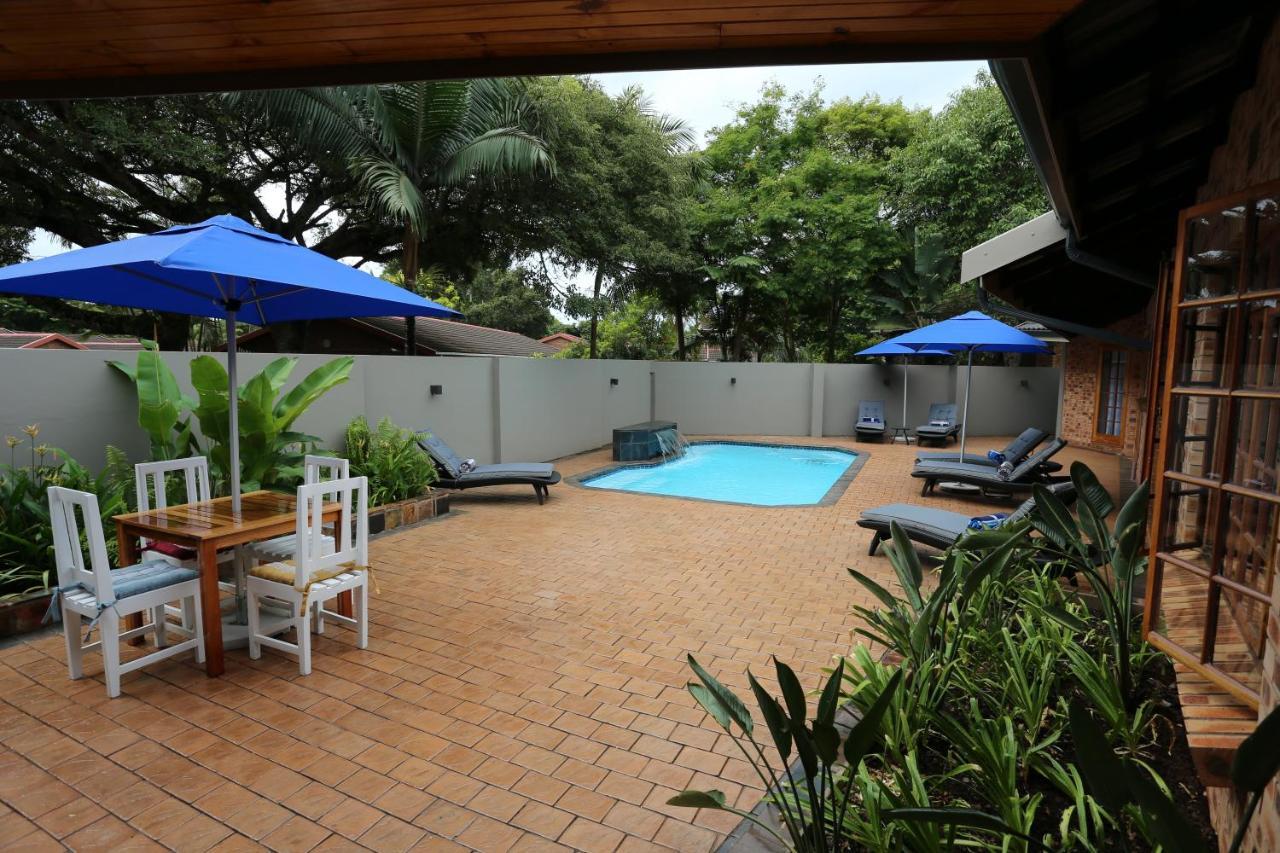 Rhino Coast Guesthouse St Lucia Exterior photo